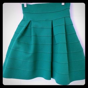 Green bubble skirt